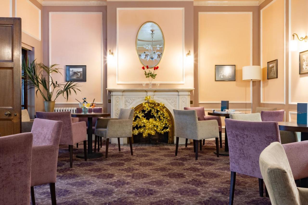 The Broadway Park Hotel Sandown Exterior photo